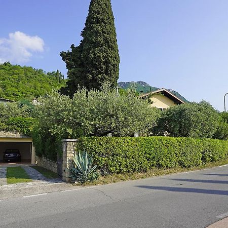 Villa Bouganville Toscolano Maderno Exterior photo