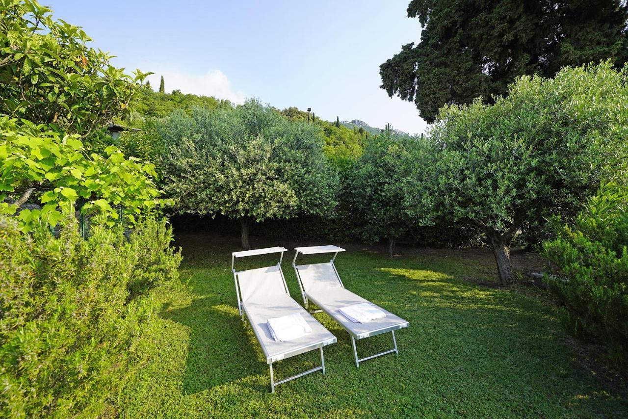Villa Bouganville Toscolano Maderno Exterior photo