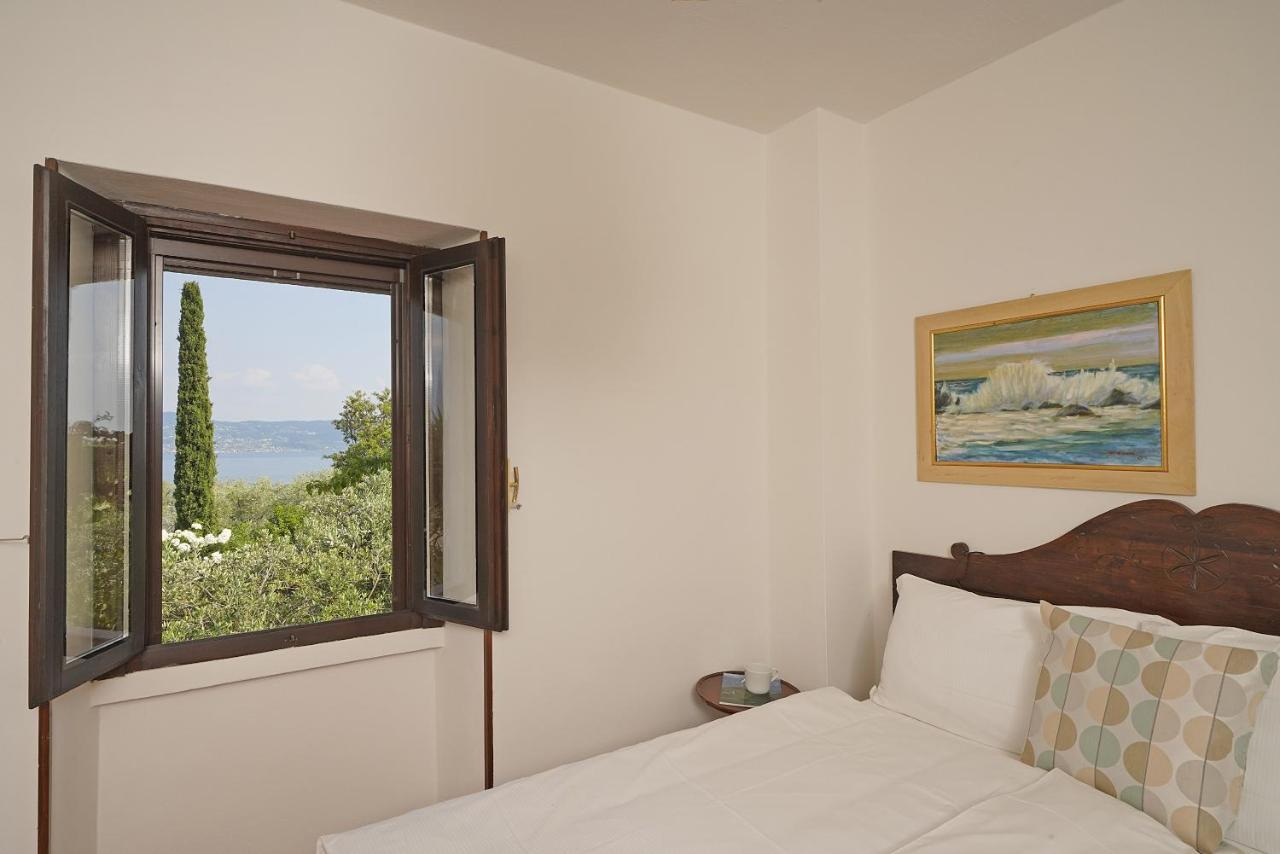 Villa Bouganville Toscolano Maderno Exterior photo
